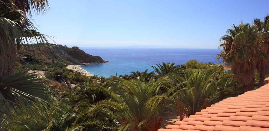 Residence Esmeraldo Capo Vaticano Eksteriør bilde